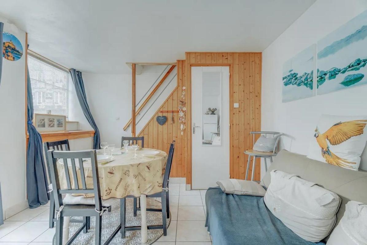 Maison Понторсон Екстериор снимка
